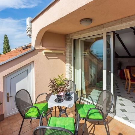 Apartment Riky Crikvenica Exteriör bild