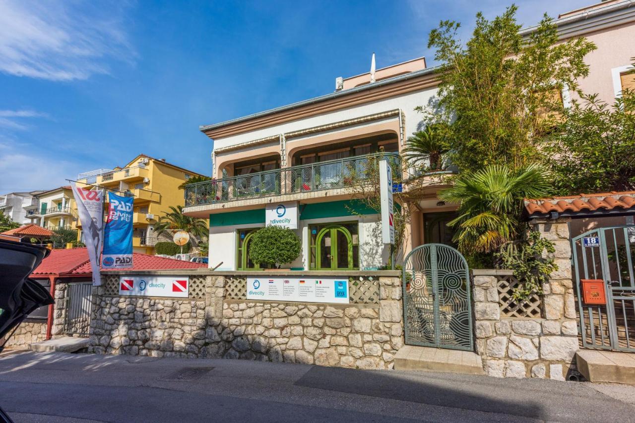 Apartment Riky Crikvenica Exteriör bild