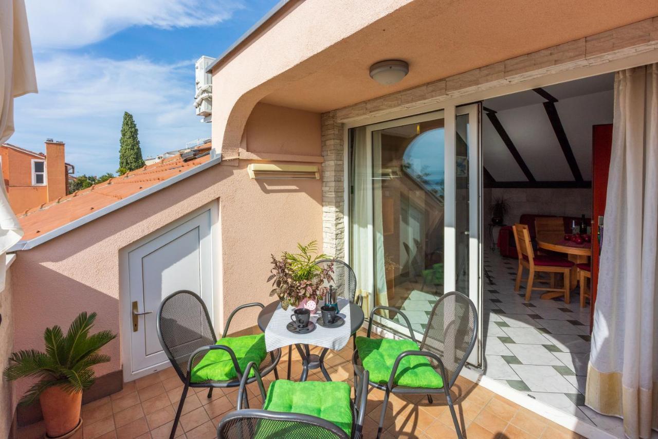 Apartment Riky Crikvenica Exteriör bild